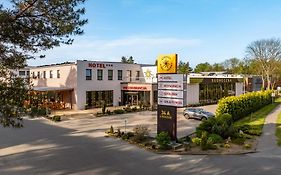 Hotel - Restauracja SŁONECZNA